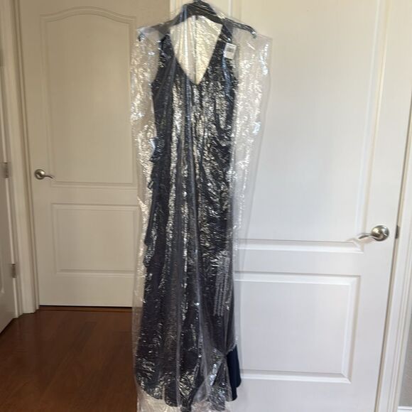 Betsy & Adam Cascade‎ Ruffle High-Low V-Neck Gown navy blue size 4 NWT in pkg - Picture 5 of 8